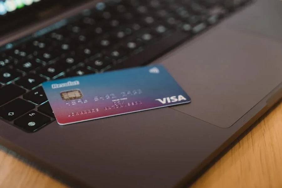 Credit without employment