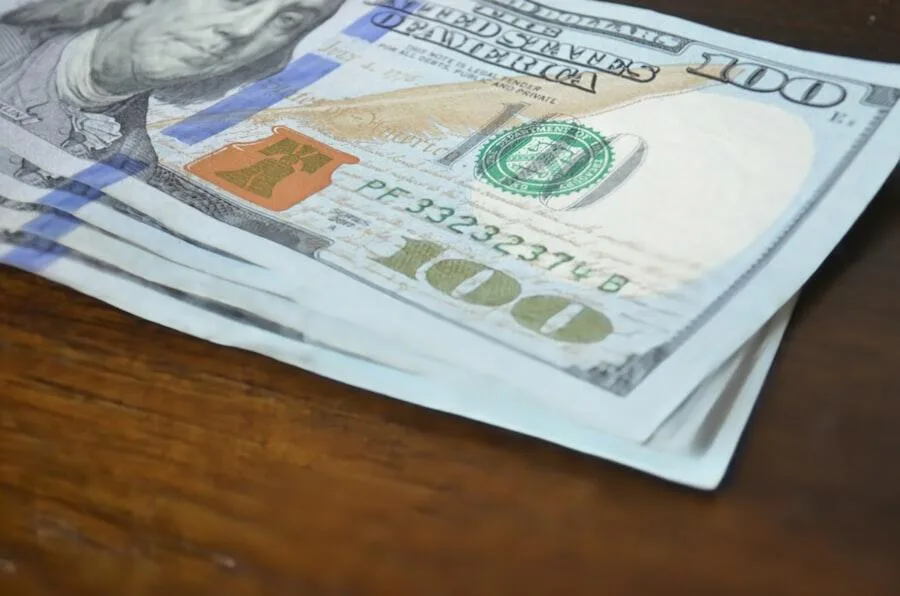Photo first loan without interest