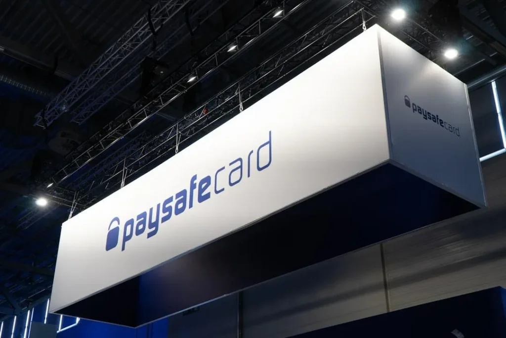 Photo debt consolidation with delayed payments