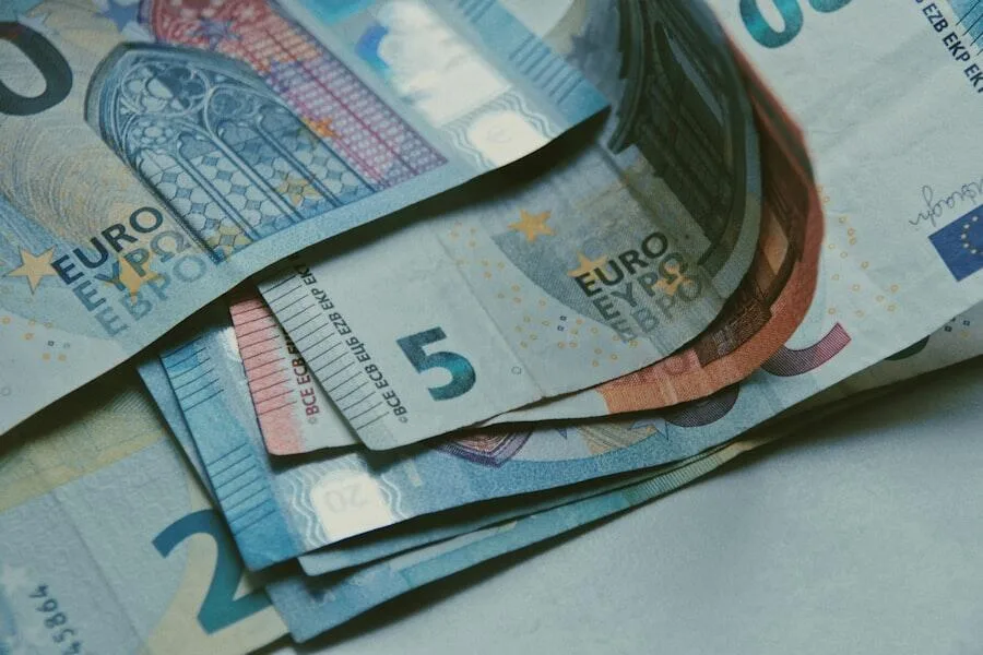 Photo quick loans abroad